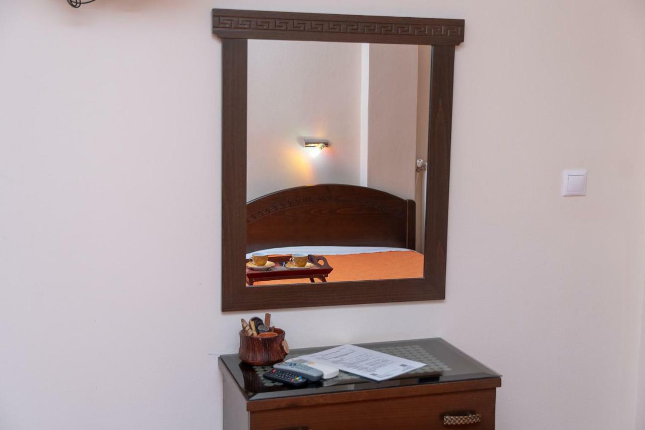 Guesthouse Nefeli Літохоро Екстер'єр фото